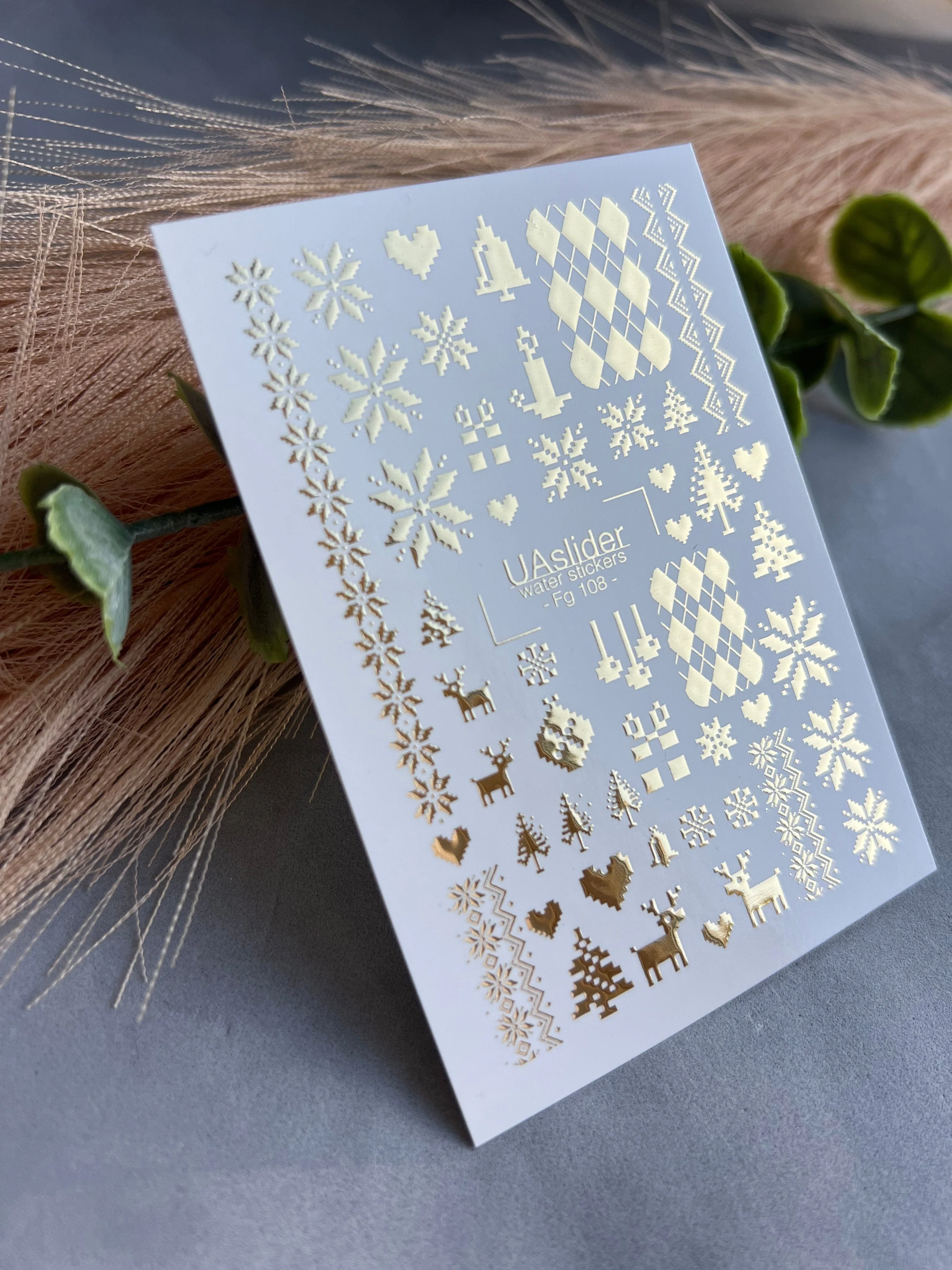 FG-108 Gold Foil Nordic Sweater Nail Decals – Winter Snowflakes & Cozy Festive Patterns - Image 3
