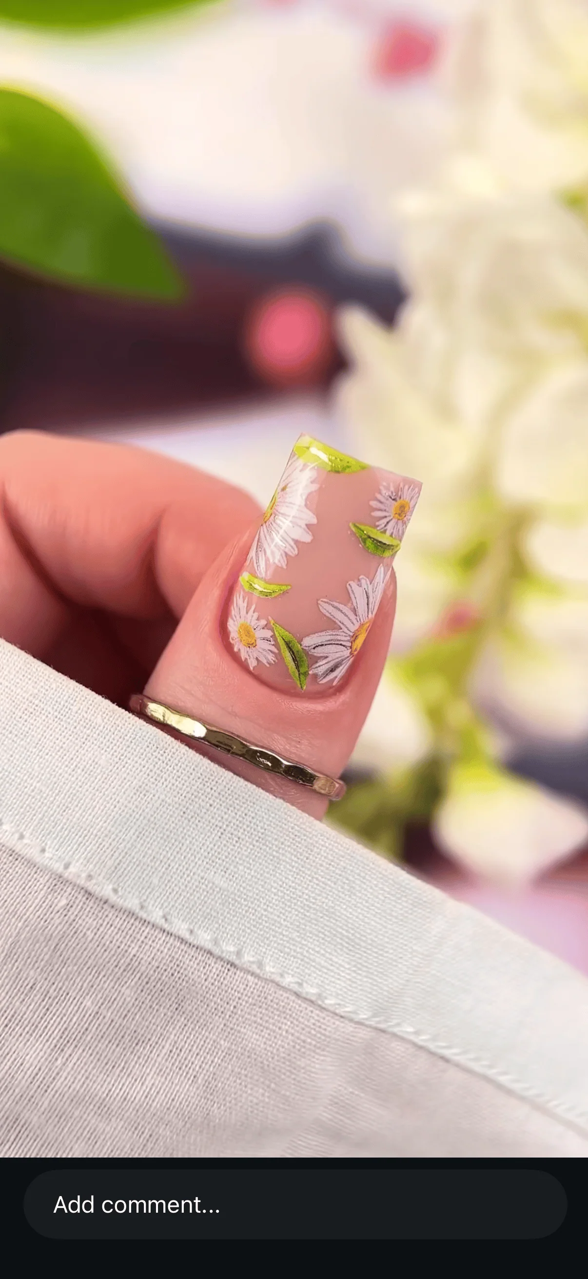NCg-113 White Daisy Gold Foil Nail Water Decals - No Cut Botanical Floral Nail Art - Image 6